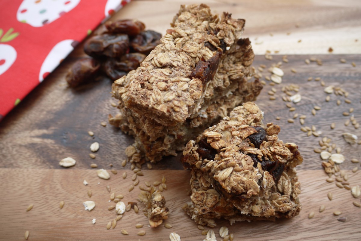 Nutty Cinnamon Flapjack Bars