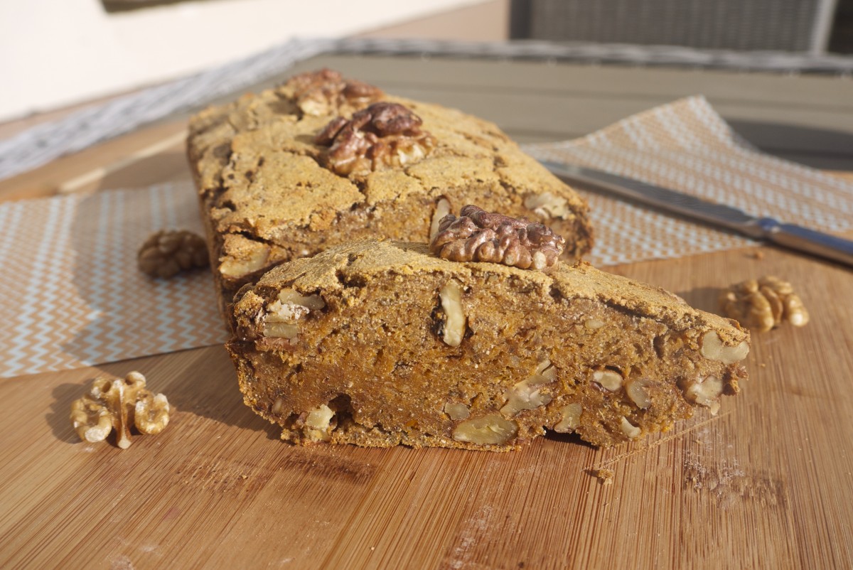 Gluten-free Banana and Walnut Cinnamon Loaf