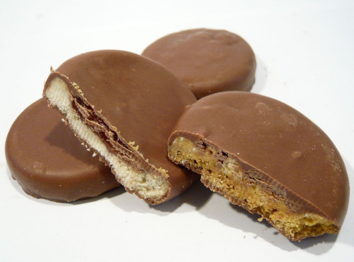 cadbury-biscuits-2