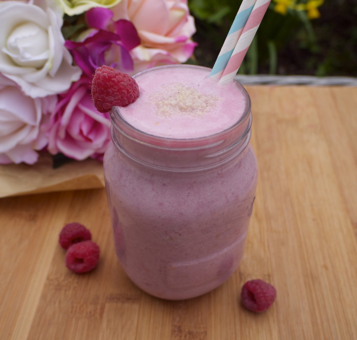 Raspberry Shortbread Smoothie