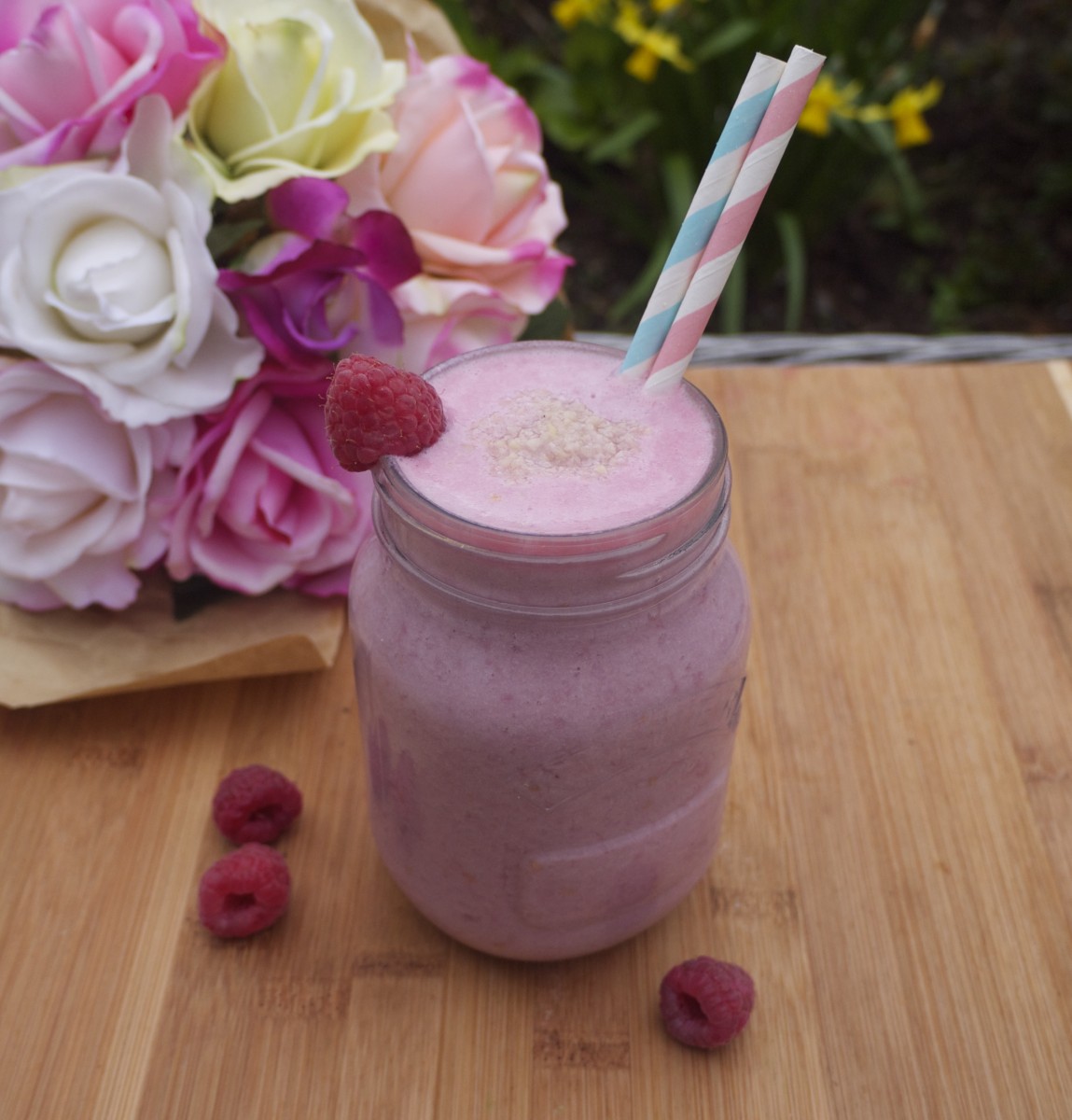 Raspberry Shortbread Smoothie