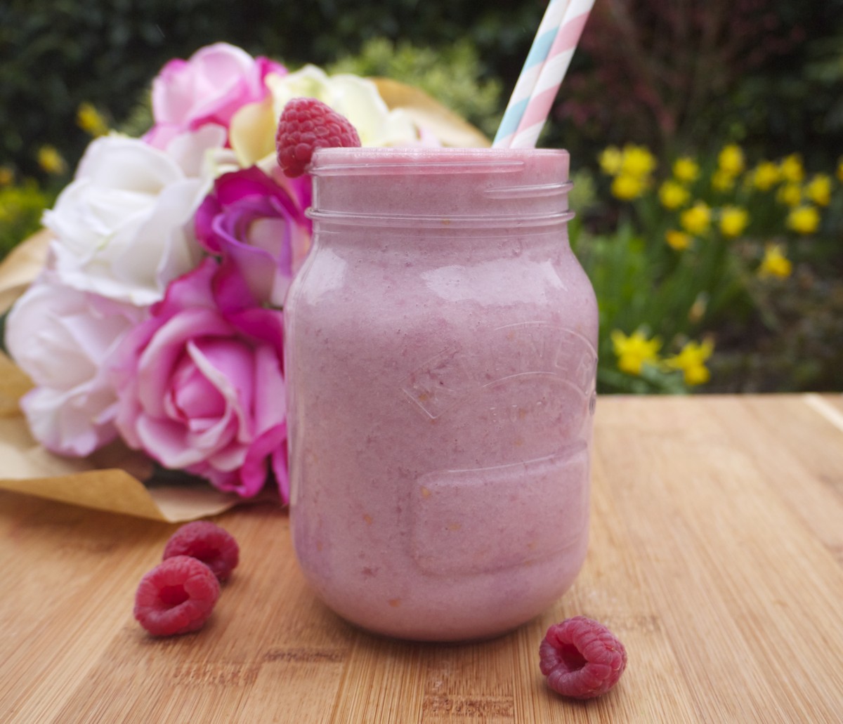 Raspberry Shortbread Smoothie