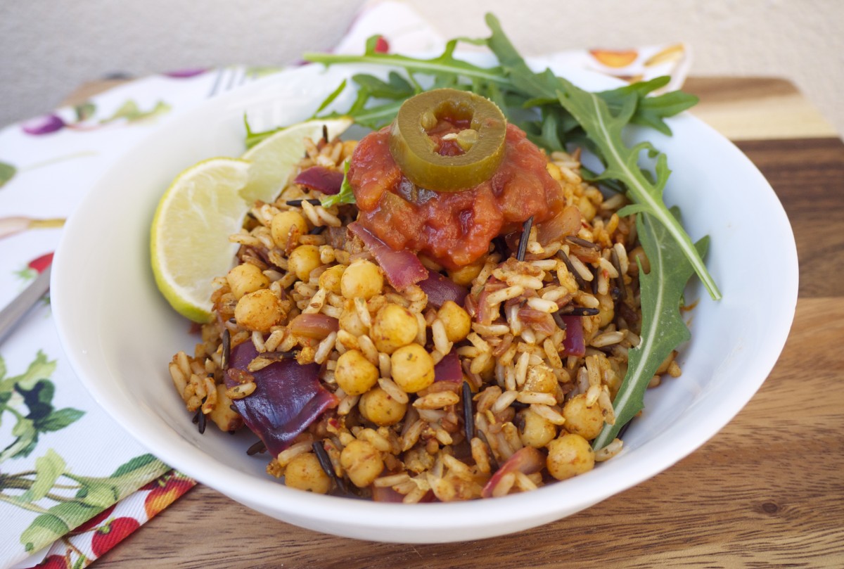 Curried Chickpea and Wild Rice Stir-fry