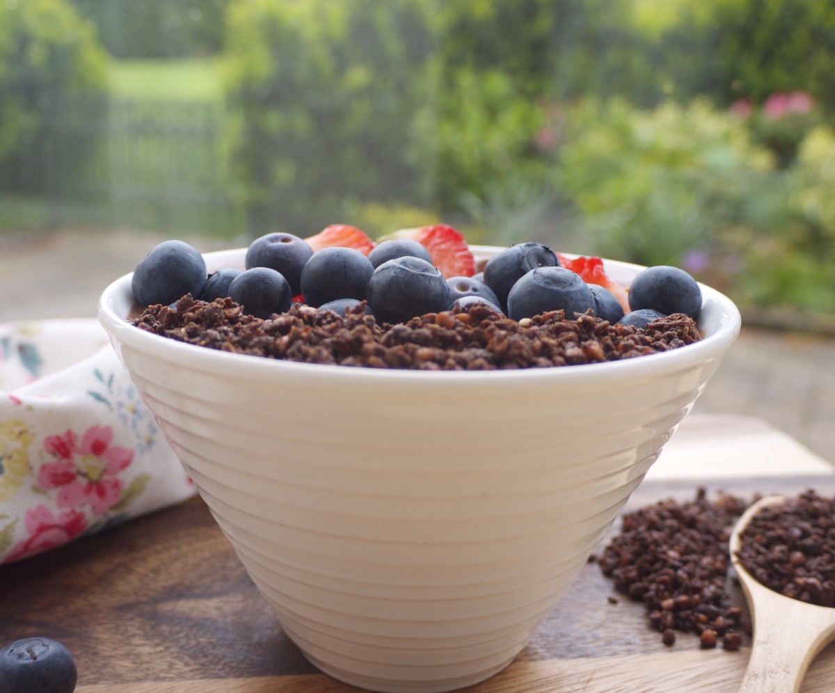 Choco-Chia Smoothie Bowl with Chocolate Buckwheat Granola 