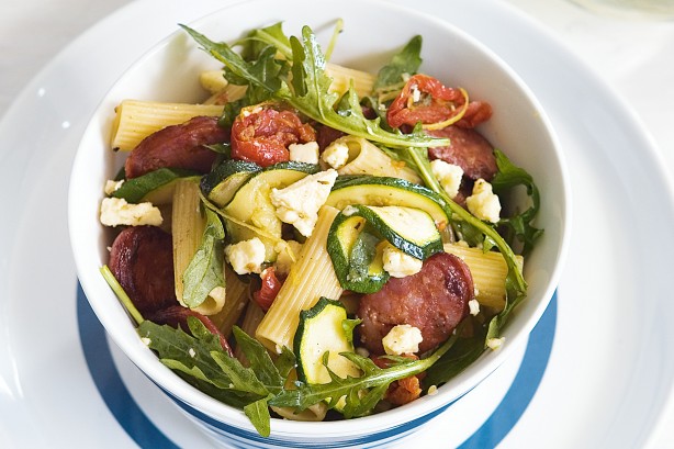 chorizo-zucchini-and-feta-rigatoni-17778_l