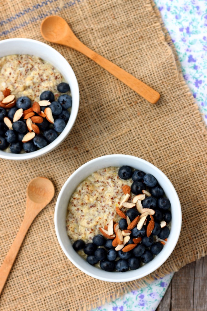 Blueberry-Almond-Flaxseed-Porridge1-e1424382689611