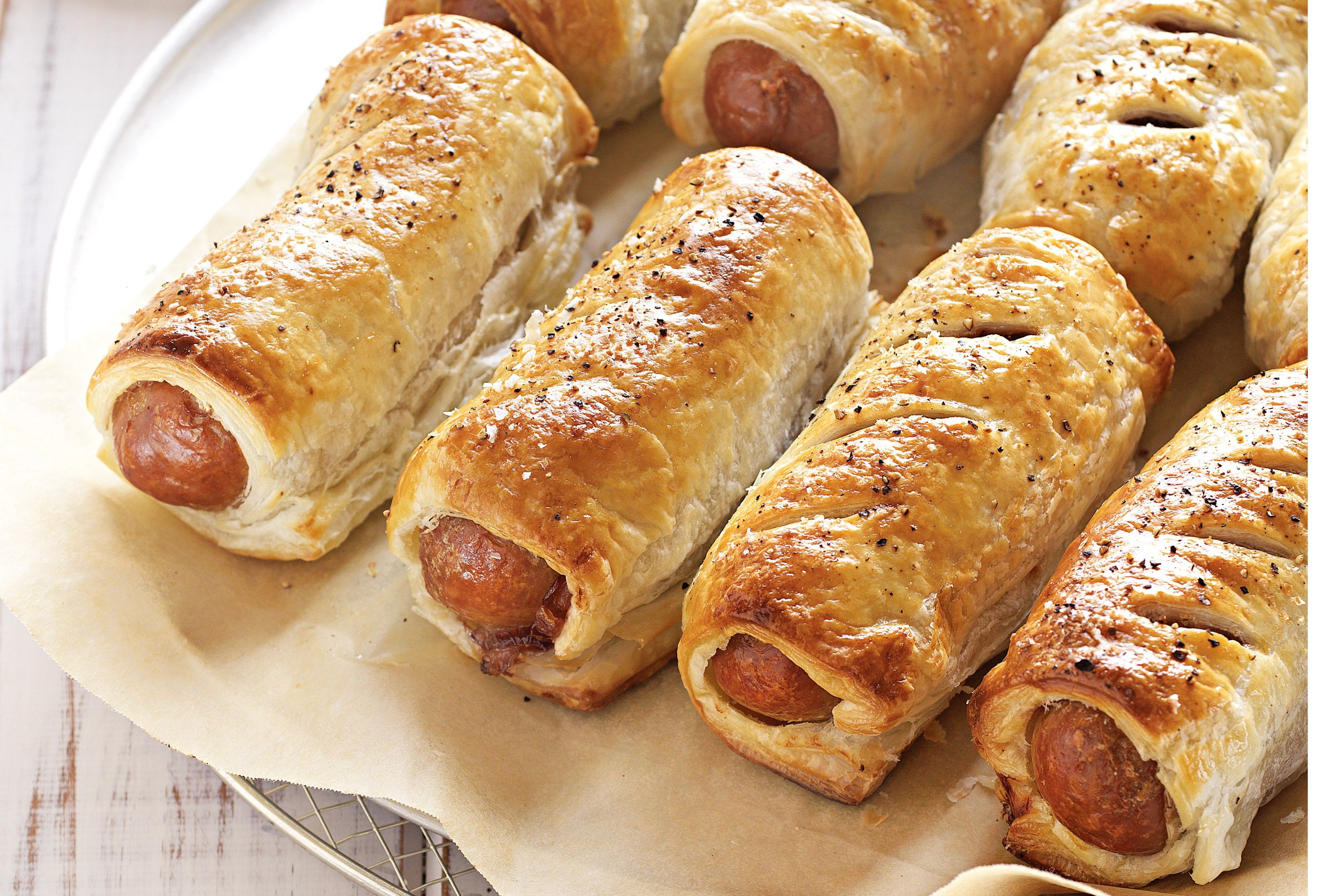 easy-sausage-rolls-28532-1