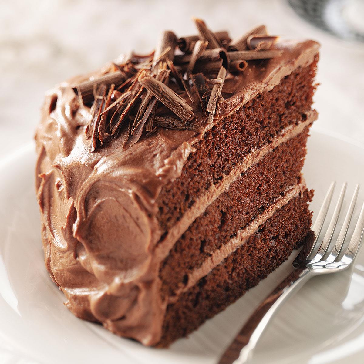 Best-Chocolate-Cake_exps47786._THCA1917912C10_02_1bC_RMS