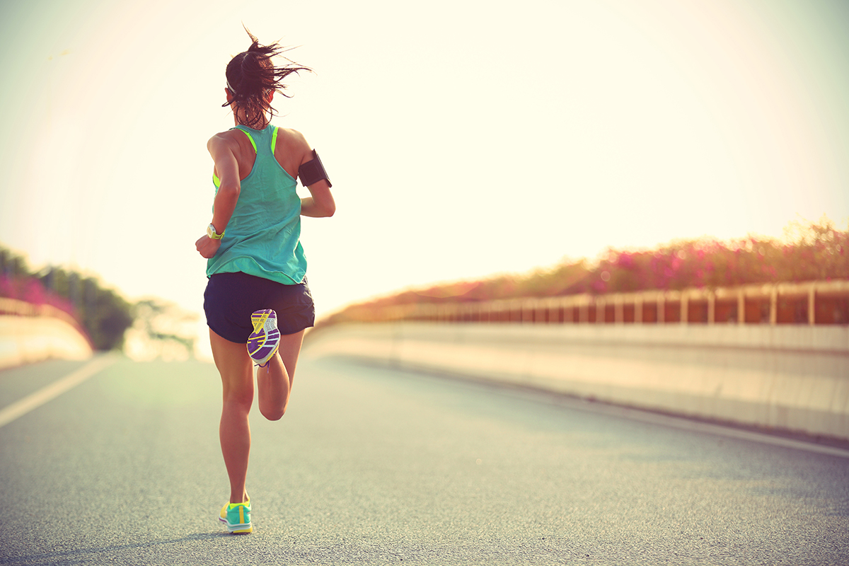 1200-woman-running-on-road