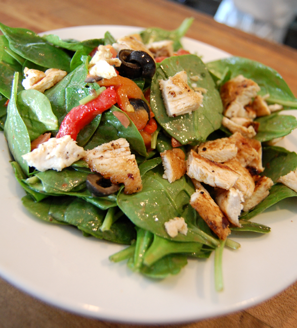 spinach salad grilled chicken breast roasted peppers balsamic dressing los angeles lunch spot