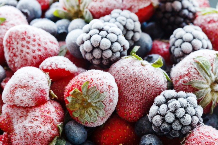 frozen-berries-hepatitis-752x501